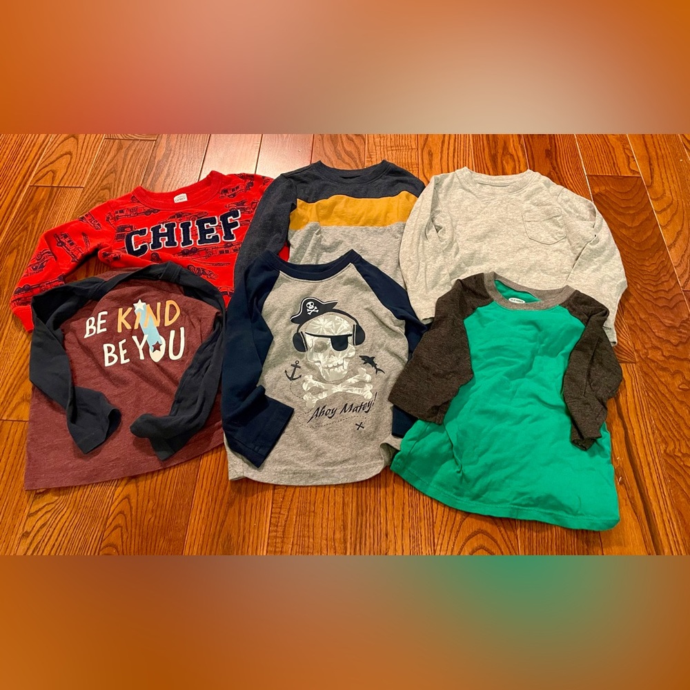 Lot of 6 Toddler Boy Long Sleeve Tees and Sweatshirt EUC